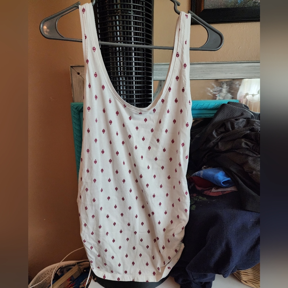 Old Navy Maternity Tank